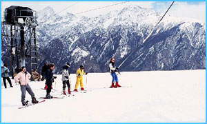 skiing-auli-package